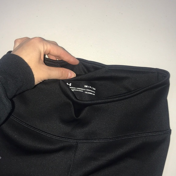 Women’s Under Armour Small Compression Leggings - Picture 4 of 5